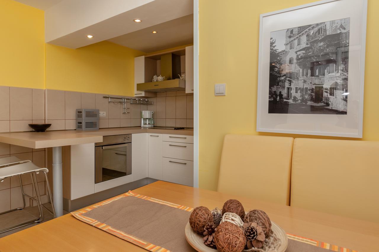 Villa Livia Apartments Bol Kültér fotó